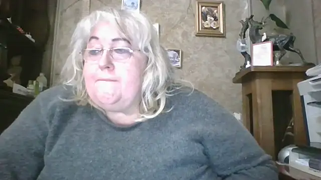 Lala-Love56 online show from December 13, 2025, 7:53 pm