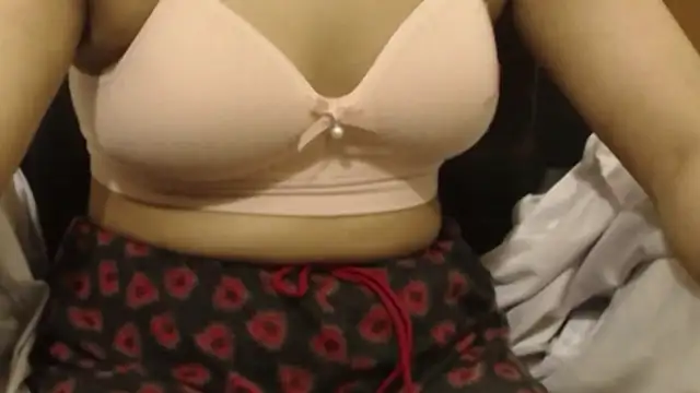 erotic indiancam online show from March 26, 2026, 2:55 pm