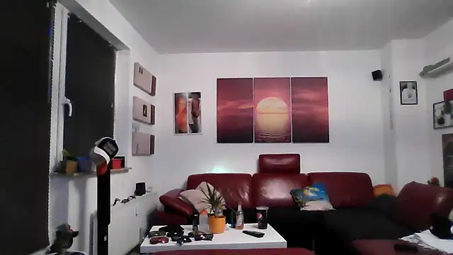 hellgirl1980 online show from September 28, 2025, 6:57 pm