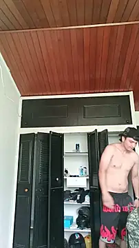 Snapshot of Johan_Dangel chatting on February 10, 2026, 2:32 pm Johan Dangel online show from February 10, 2026, 2:32 pm