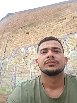 Snapshot of yeffito1 chatting on September 29, 2025, 8:46 pm yeffito1 online show from September 29, 2025, 8:46 pm