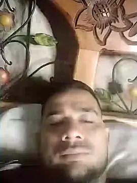 Snapshot of yeffito1 chatting on October 9, 2025, 3:59 am yeffito1 online show from October 9, 2025, 3:59 am