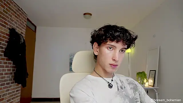 boream online show from October 18, 2025, 1:34 pm