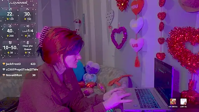 Blossom94 online show from February 12, 2026, 10:05 pm