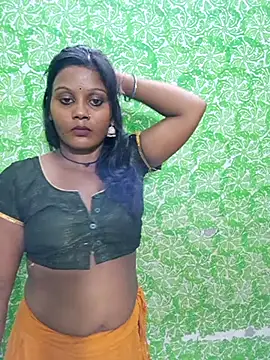 Snapshot of Rashmi_Pathak chatting on September 13, 2025, 2:39 pm Rashmi Pathak online show from September 13, 2025, 2:39 pm