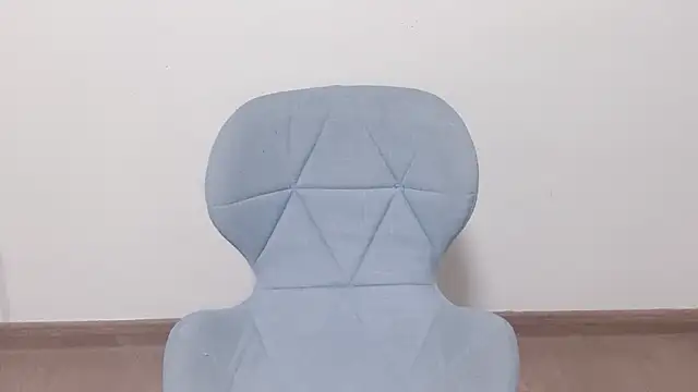 Snapshot of Queen_ww chatting on December 18, 2025, 6:03 pm Queen ww online show from December 18, 2025, 6:03 pm