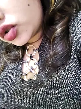 Snapshot of freedom70 chatting on October 9, 2025, 2:48 pm freedom70 online show from October 9, 2025, 2:48 pm