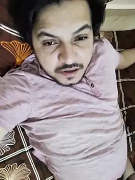 Snapshot of freedom70 chatting on October 23, 2025, 2:27 pm freedom70 online show from October 23, 2025, 2:27 pm