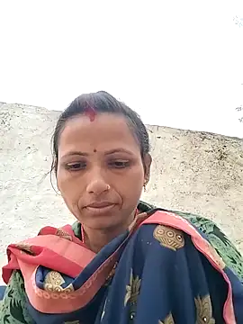 KIRTI12 HOT online show from December 4, 2025, 1:59 am