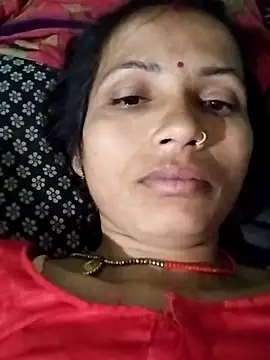 KIRTI12 HOT online show from December 19, 2025, 8:05 pm