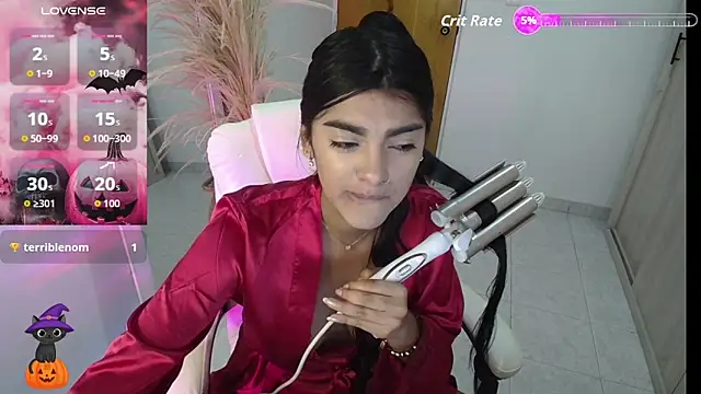 Snapshot of amarasilk_ chatting on October 21, 2025, 2:51 pm amarasilk online show from October 21, 2025, 2:51 pm