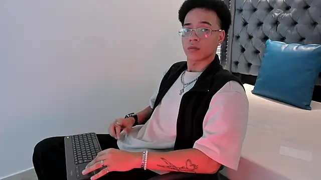 MARSHALL SPENCER online show from November 27, 2025, 1:13 pm