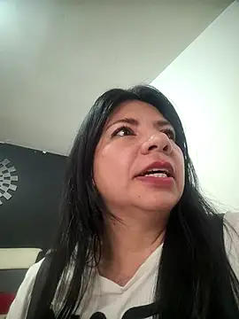 kinky momm online show from January 17, 2026, 6:33 pm