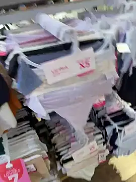 Boy hot- online show from March 4, 2026, 11:22 pm