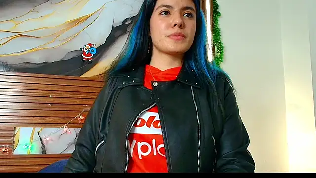 Evelin thompsson online show from December 18, 2025, 3:45 am