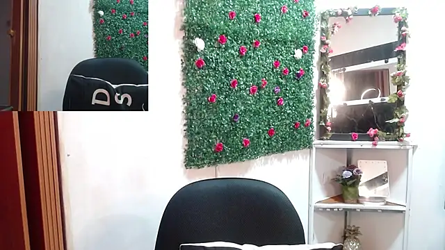 MIA  SPENCER online show from September 10, 2025, 12:05 pm