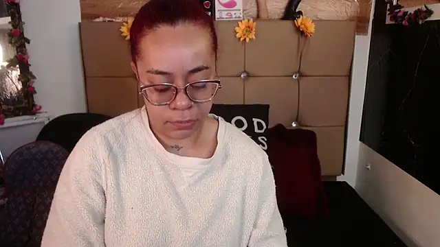 MIA  SPENCER online show from February 27, 2026, 12:05 pm