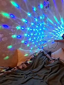 SecretIna online show from February 27, 2026, 9:15 pm