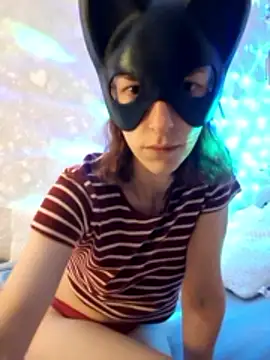 Snapshot of SecretIna chatting on May 27, 2026, 7:55 pm SecretIna online show from May 27, 2026, 7:55 pm
