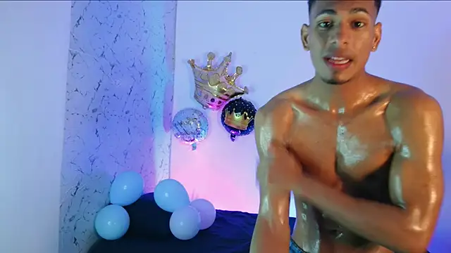 lorian vikel online show from November 17, 2025, 8:58 pm