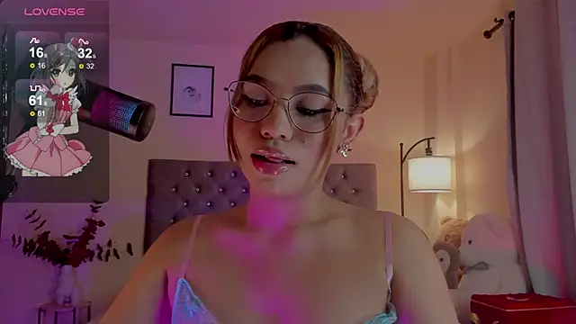 OxanaFedorova1- online show from December 13, 2025, 7:53 pm