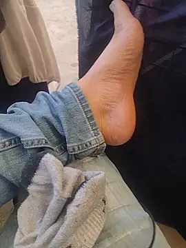 Santiagoqro85 online show from December 5, 2025, 5:31 pm