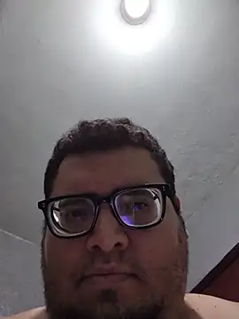 Santiagoqro85 online show from January 9, 2026, 12:46 am