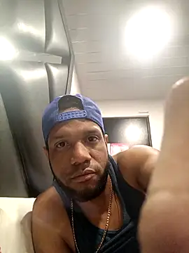 Snapshot of JoselitoVrgn chatting on November 9, 2025, 10:24 am JoselitoVrgn online show from November 9, 2025, 10:24 am