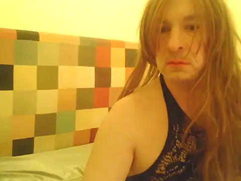 Snapshot of tuplaceroll chatting on November 25, 2025, 2:55 am tuplaceroll online show from November 25, 2025, 2:55 am