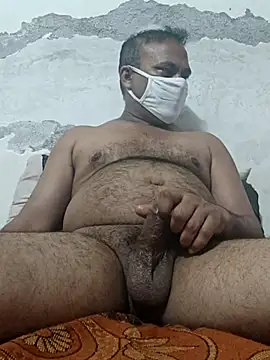 Famit025 online show from March 14, 2026, 9:42 pm