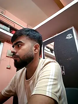 soniriyaa010101 online show from November 11, 2025, 8:14 am