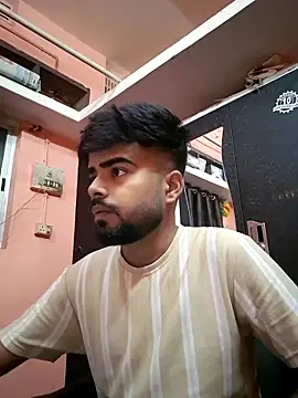 soniriyaa010101 online show from April 3, 2026, 9:18 am