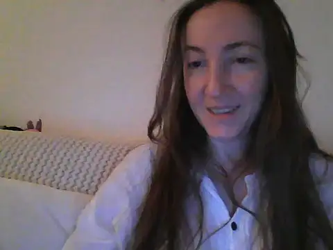 Valessya online show from May 16, 2026, 11:14 pm
