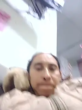 LeilaSmith  online show from March 27, 2026, 11:32 am