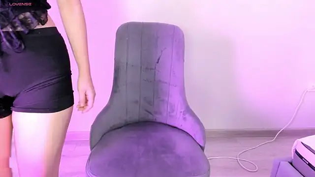 Snapshot of yanyaan chatting on October 3, 2025, 3:47 am yanyaan online show from October 3, 2025, 3:47 am