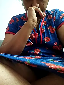 hottie jenny9 online show from September 14, 2025, 1:32 pm