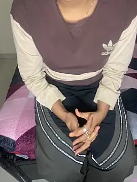 hottie jenny9 online show from November 18, 2025, 6:23 pm