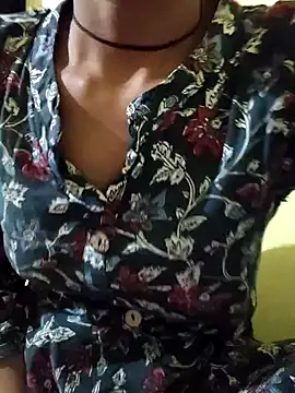 SweetKomal89 online show from November 10, 2025, 6:51 pm