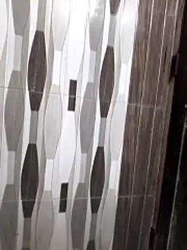 Chanderi19 online show from April 17, 2026, 12:57 am