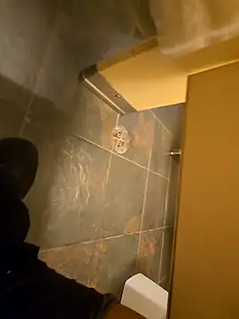 maxelbueno online show from October 20, 2025, 9:26 pm