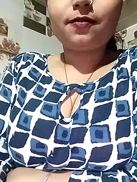 Snapshot of Hot-Pooja25 chatting on February 1, 2026, 5:22 pm Hot-Pooja25 online show from February 1, 2026, 5:22 pm