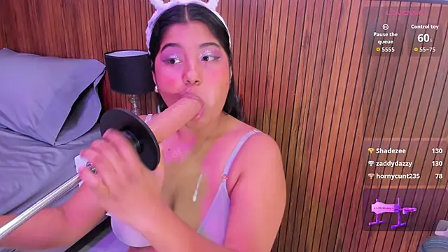 mysticlatina1 online show from October 23, 2025, 4:50 pm