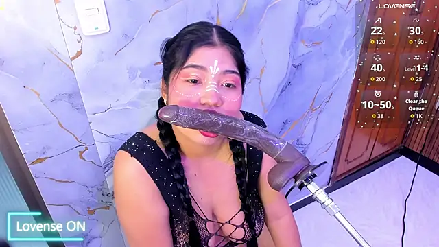 mysticlatina1 online show from January 7, 2026, 11:56 am