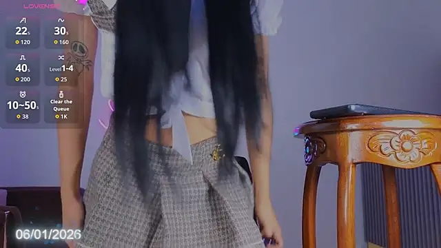 Doll Tomie online show from January 6, 2026, 9:50 pm