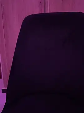 Snapshot of asile21 chatting on October 10, 2025, 5:28 am asile21 online show from October 10, 2025, 5:28 am