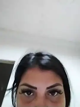 Snapshot of merylinbebe chatting on October 7, 2025, 6:32 am merylinbebe online show from October 7, 2025, 6:32 am