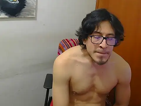 GuivernoStud online show from October 1, 2025, 4:29 am