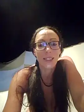 Snapshot of Astrid3 chatting on June 17, 2026, 10:00 pm Astrid3 online show from June 17, 2026, 10:00 pm