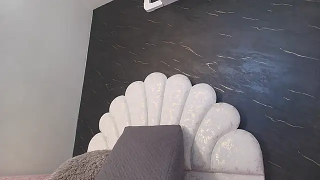 kissme luna online show from March 14, 2026, 7:08 pm