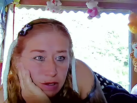 Snapshot of Effata30 chatting on October 28, 2025, 8:55 pm Effata30 online show from October 28, 2025, 8:55 pm